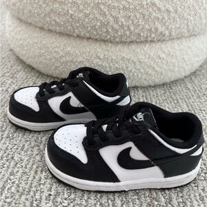 Nike low dunk pandas toddler size 8C
